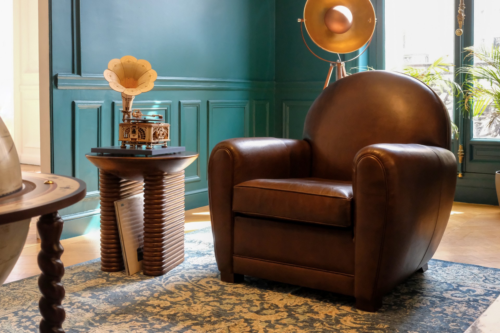 fauteuil club cuir haut de gamme pièce : la bibliothèque