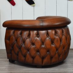 Fauteuil Club BIRMINGHAM - Marron foncé E1 / Finition E8 - coussin plume - Extérieur capitonnée