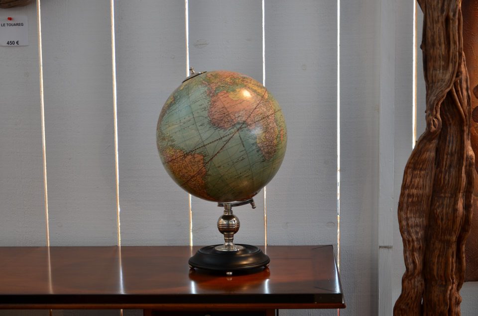 Globe WEBER COSTELLO